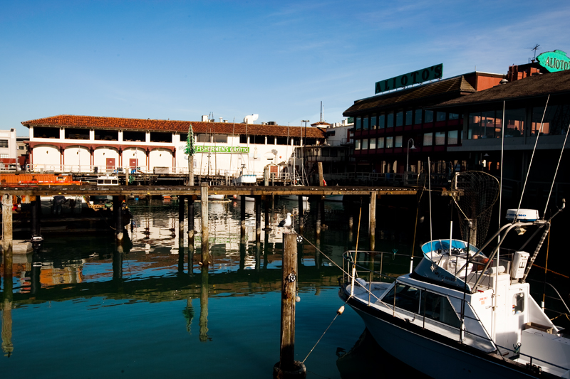 Walking the piers at Fisherman's Wharf