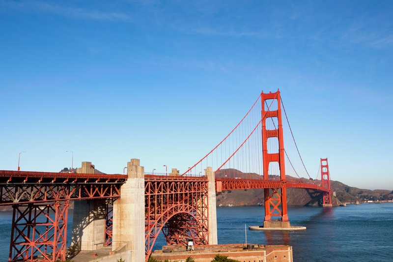 The Golden Gate Bridge in the morning