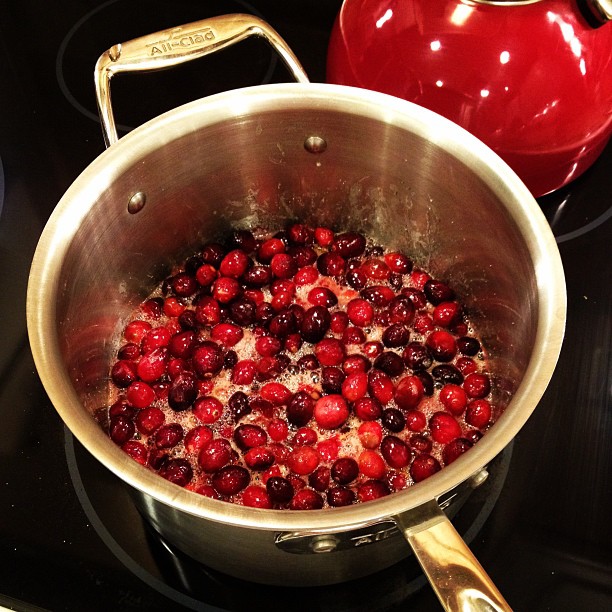 Photo of boiling cranberries for sauce on Instagram