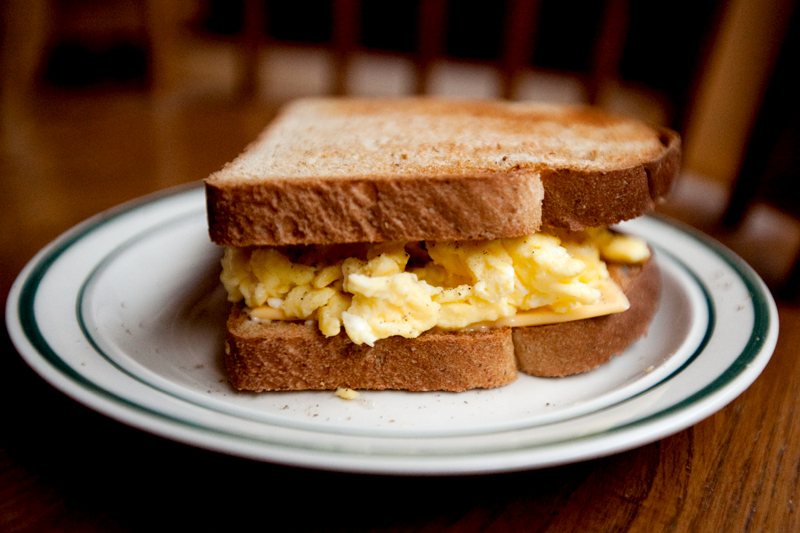 Scrambled egg sandwich