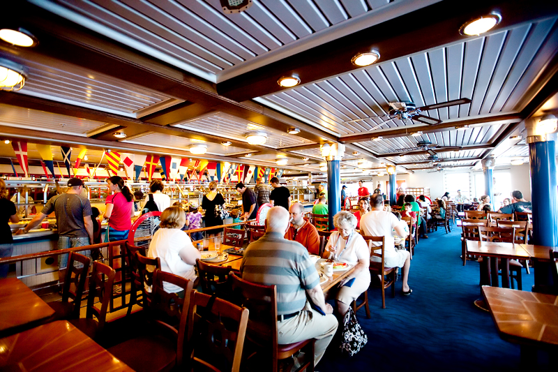 Breakfast buffet at Topsiders on the Disney Magic