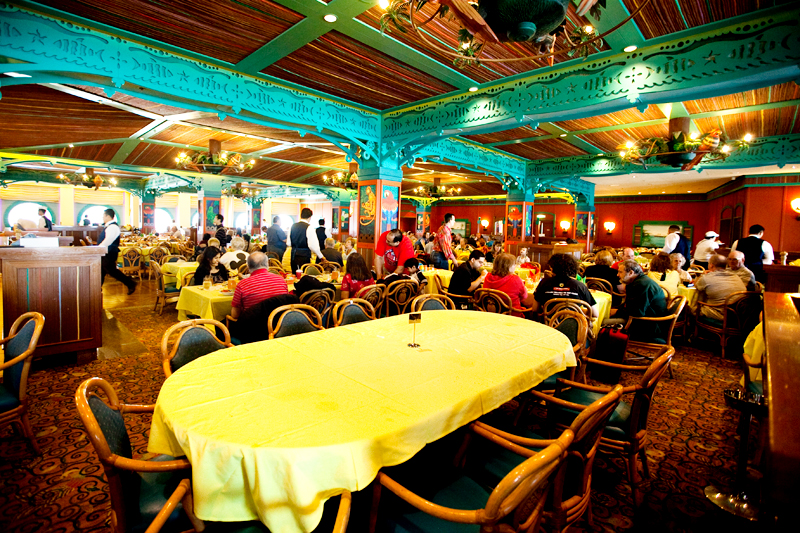 Lunch Menu at Parrot Cay on the Disney Magic