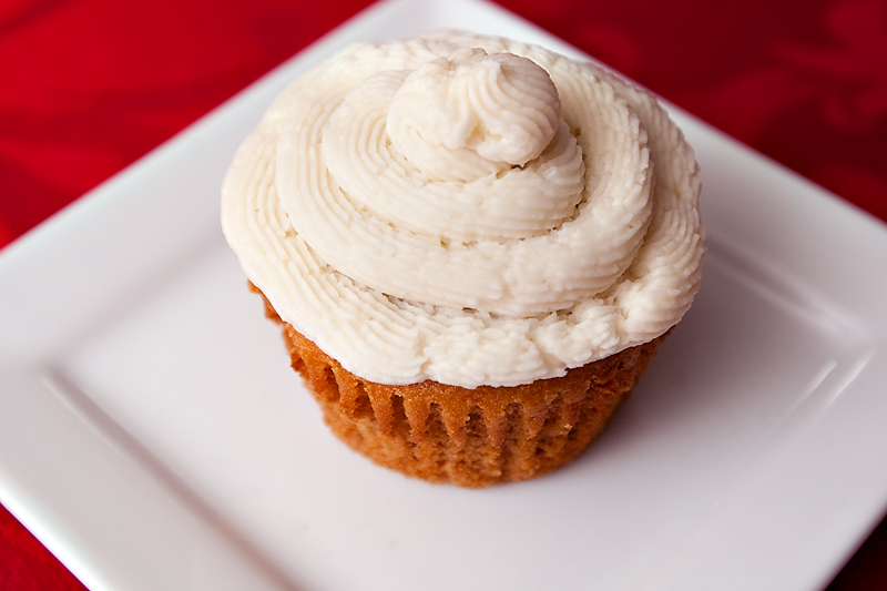 Maple Walnut Cupcake recipe with vanilla buttercream