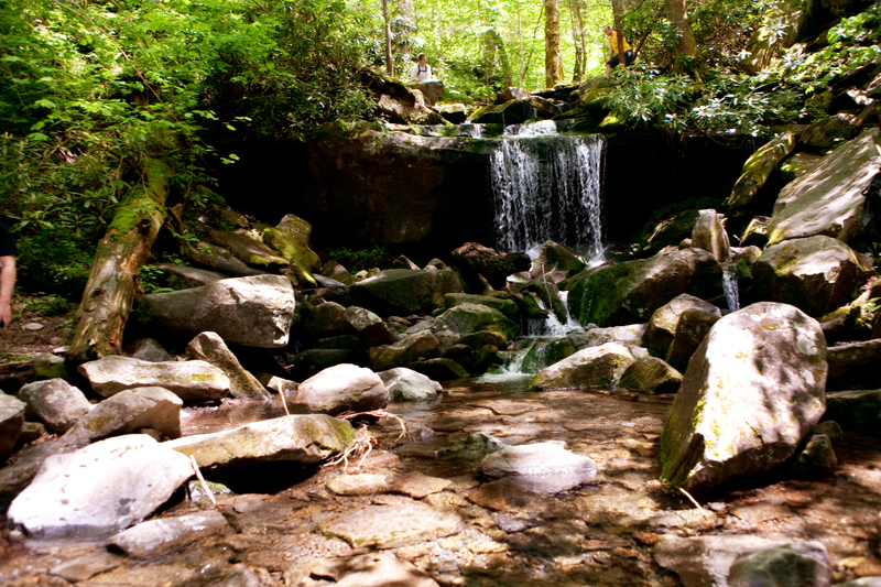 Hike to Rainbow Falls