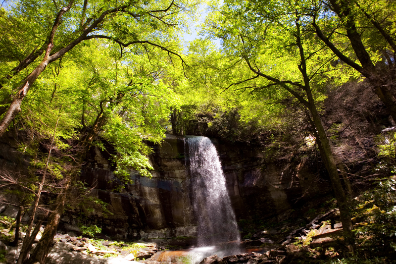 Hike to Rainbow Falls