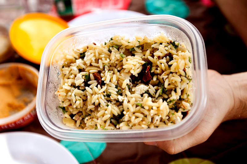 Recipe for fresh Orzo Pasta Salad with olives and sundried tomatoes