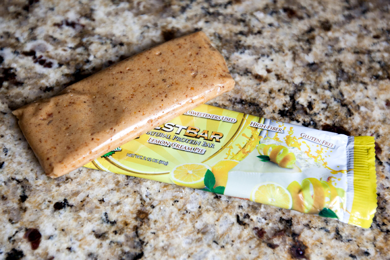 quest-protein-bar-lemon-cream-pie-review-1