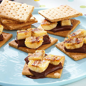 healthier-grilled-banana-s'mores