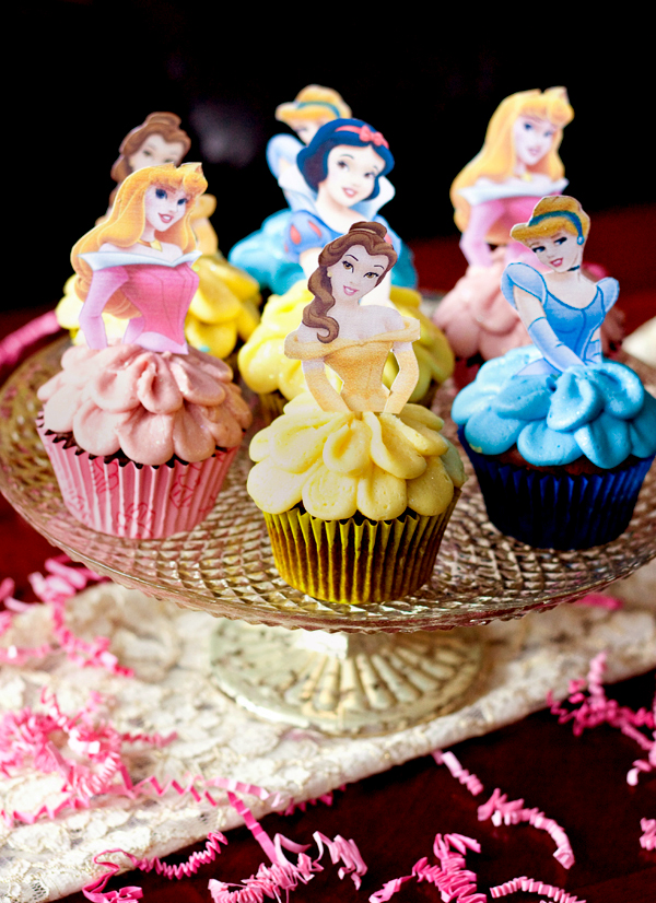 disney-princess-cupcakes-with-skirts