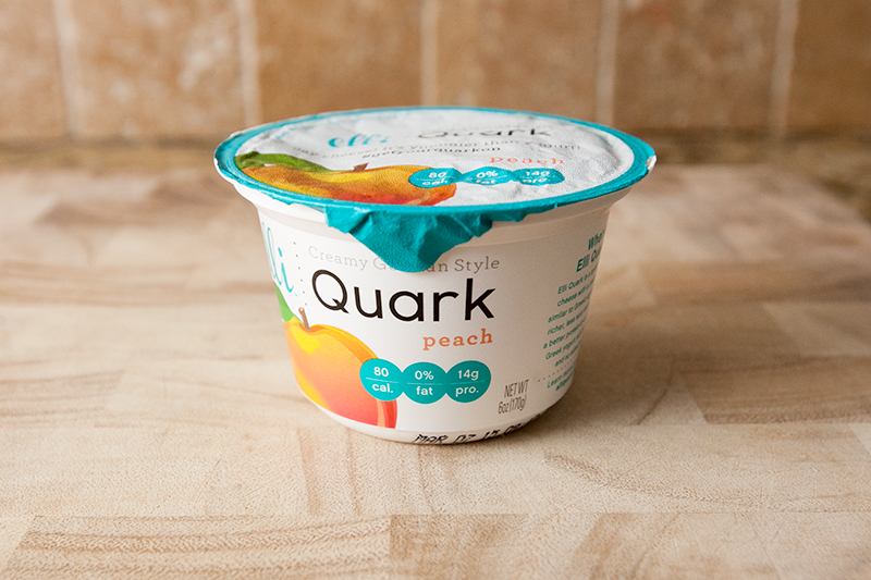 elli-quark-yogurt-cheese-peach-review-01