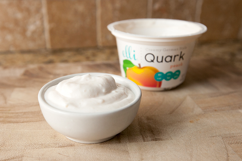 elli-quark-yogurt-cheese-peach-review-02