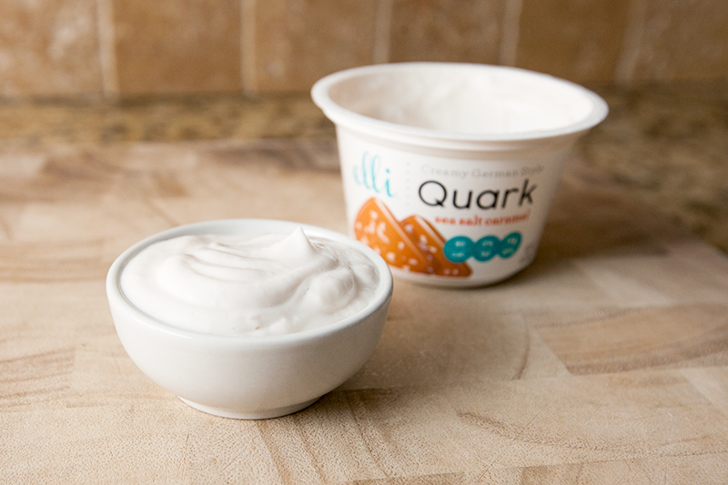 elli-quark-yogurt-cheese-sea-salt-caramel-review-02