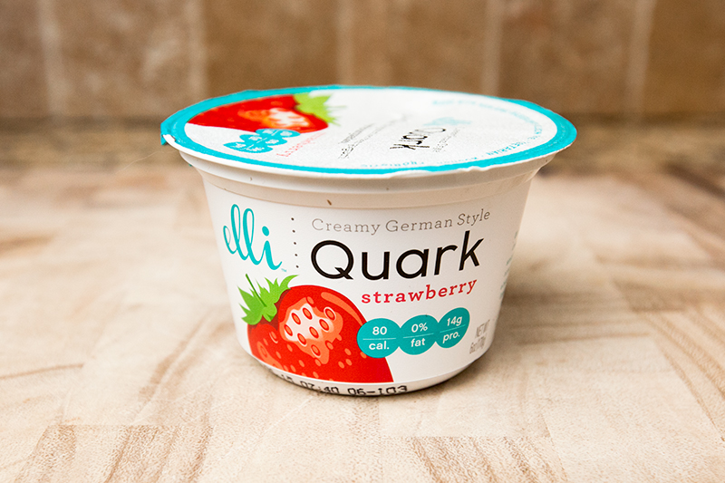 elli-quark-yogurt-cheese-strawberry-review-01