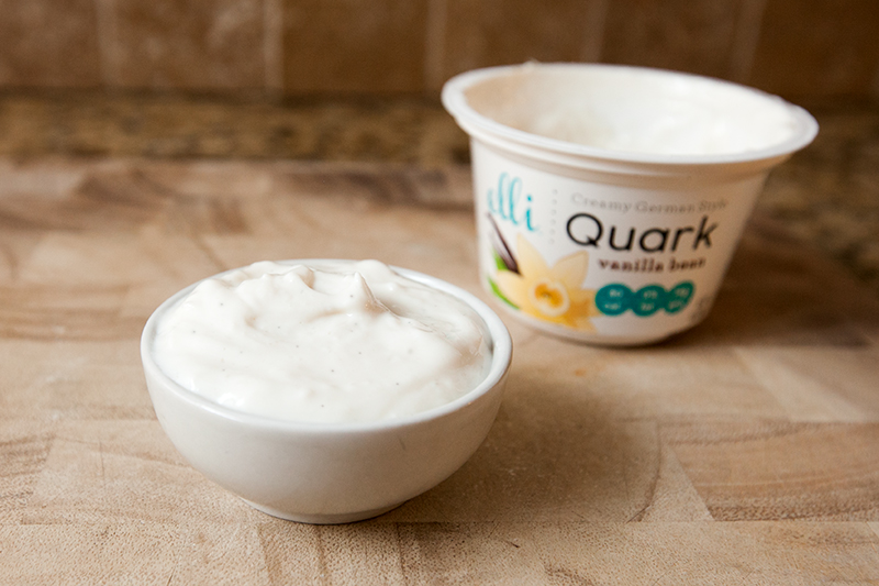 elli-quark-yogurt-cheese-vanilla-bean-review-02