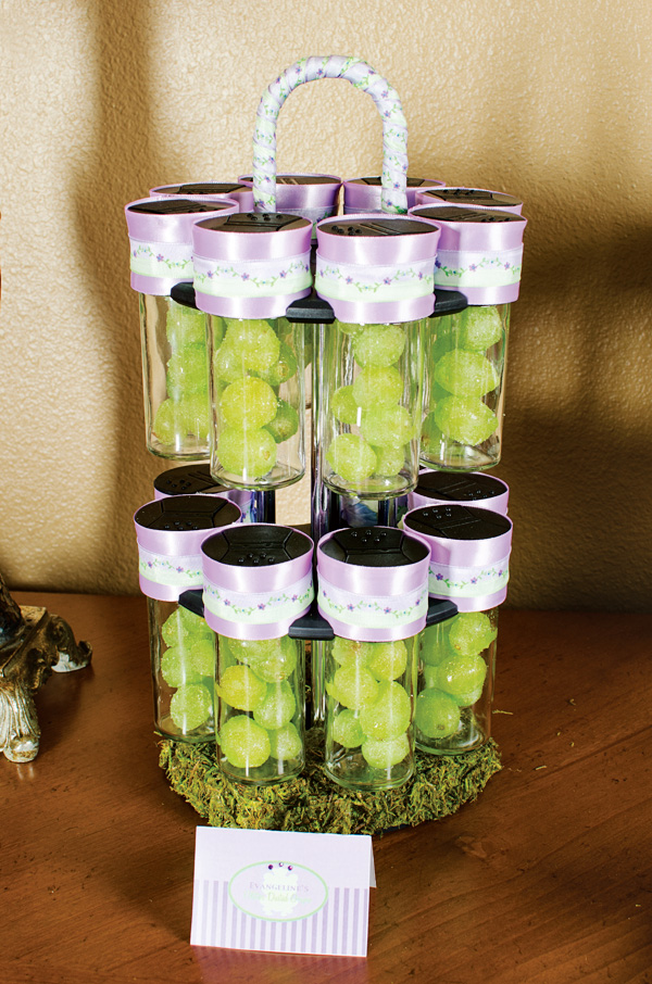 This cute rapunzel inspired sixth birthday party was submitted by nikki davison of lila's party. Rupunzel Party Food . Disney Princess Party Food Ideas Brownie Bites Blog