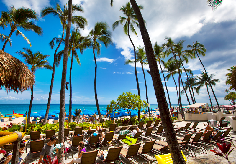 Duke's Waikiki Review and Photo Tour - Brownie Bites Blog