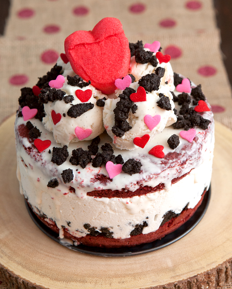 Red Velvet Ice Cream Cake (with No-Churn Homemade Ice Cream)