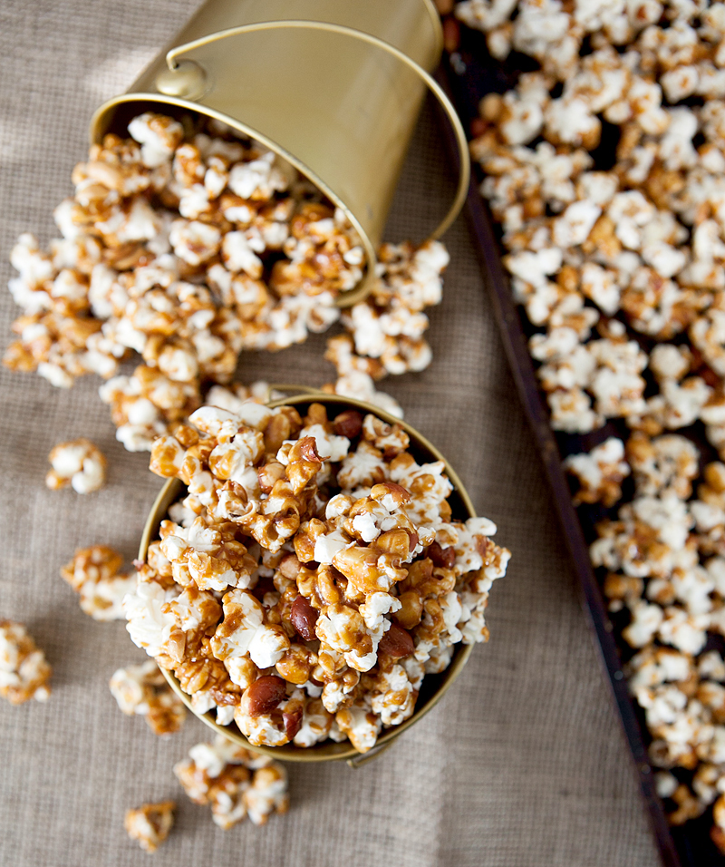 Cracker Jacks copycat recipe - here's how to make an authentic copy of this traditional popcorn snack at home!