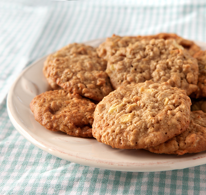 These are sooo soft and chewy! Caramel apple oatmeal cookies great for fall or anytime, really.