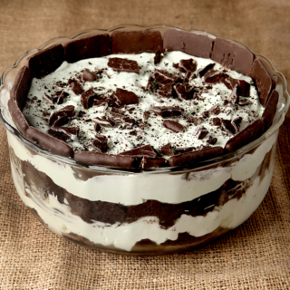 Dark Chocolate Mint Trifle - A homemade white chocolate mint mousse is layered with dark chocolate cake and chocolate mint cookies - one of my favorite easy trifles.