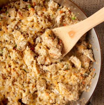 Quick low carb and low calorie meal using a medley of riced vegetables and chicken! Easy dinner idea.