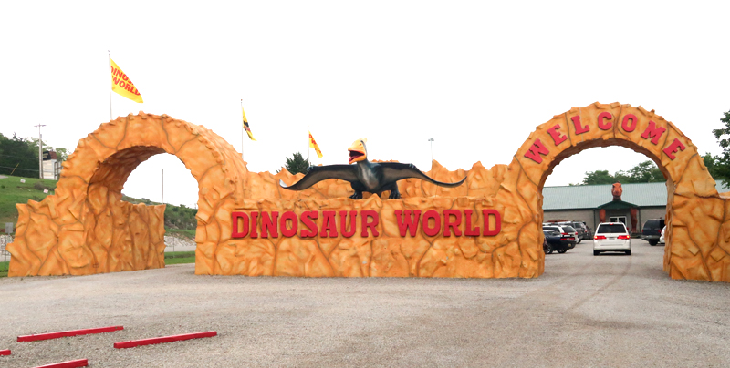 Review of Dinosaur World in Mammoth Cave, Kentucky