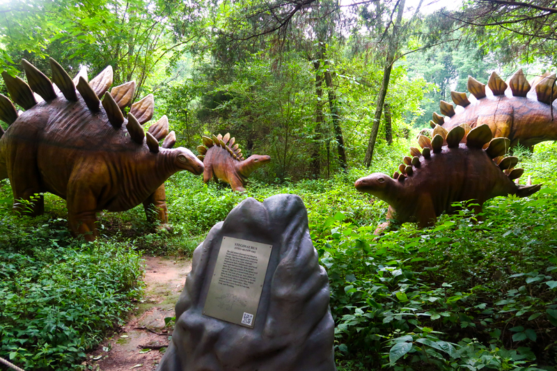 Review of Dinosaur World in Mammoth Cave, Kentucky