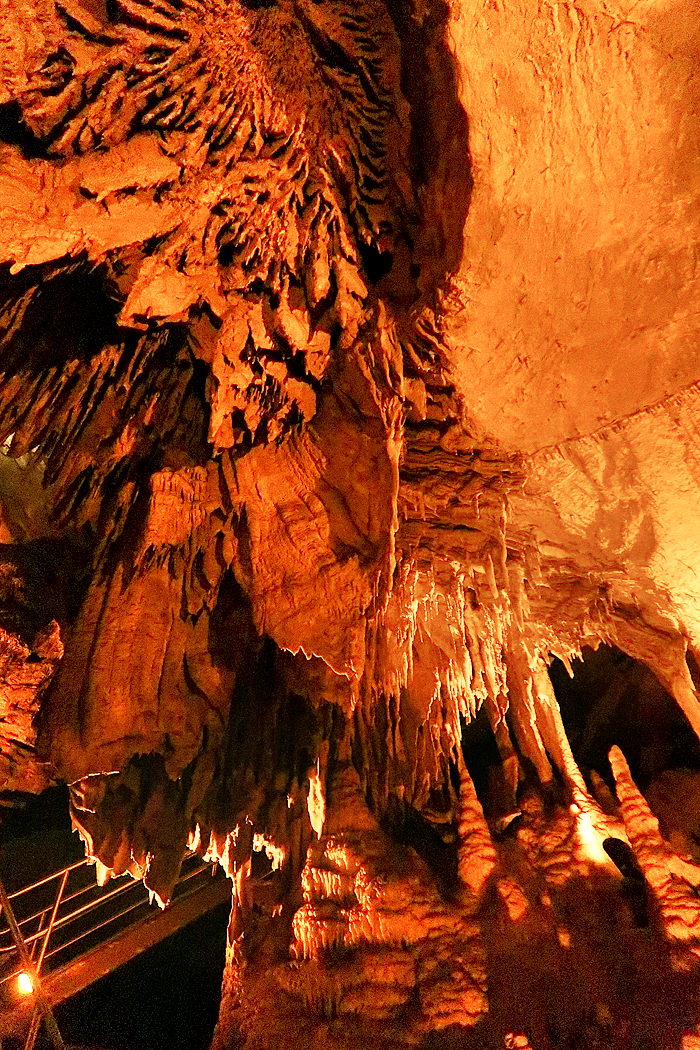 things-to-do-in-mammoth-cave-frozen-niagara-tour-review-16