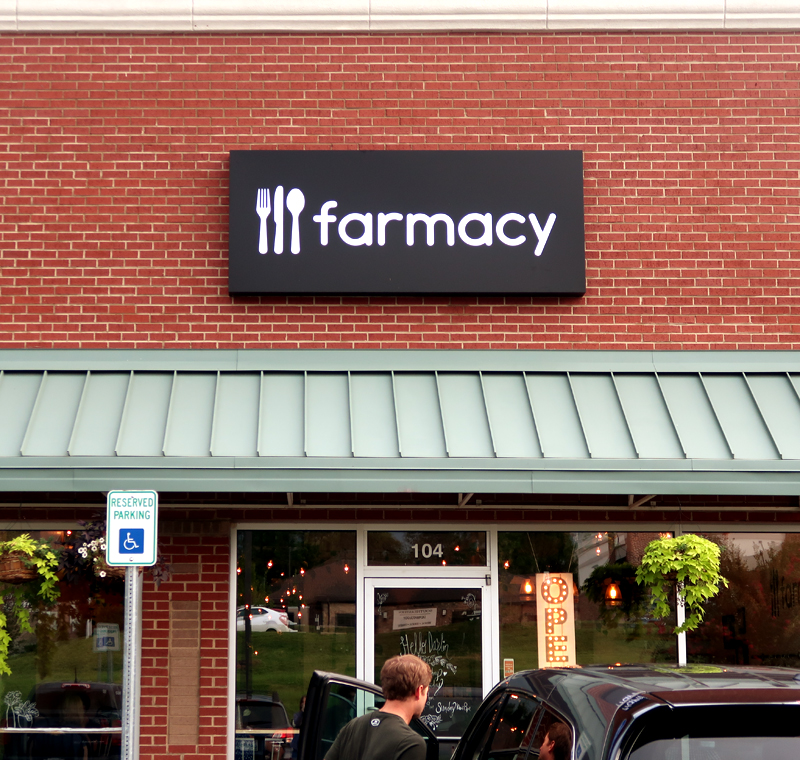 Knoxville Farmacy Restaurant Review