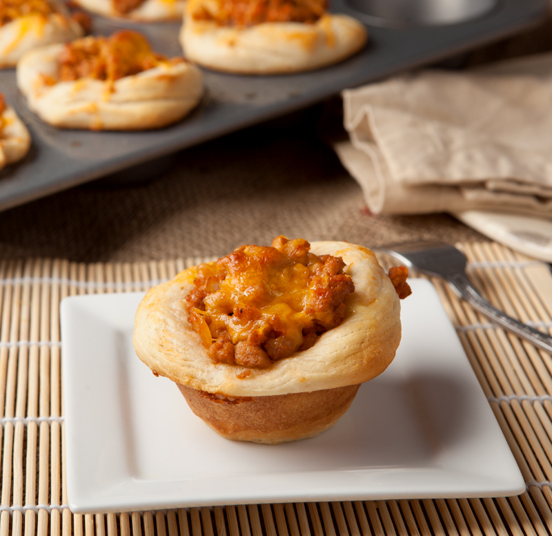 Easy Dinner Idea! Ground Turkey Cheeseburger Biscuit Cups. I used grount turkey and low-fat cheese to lighten it up, and used organic canned biscuits to make them healthier! Yum!