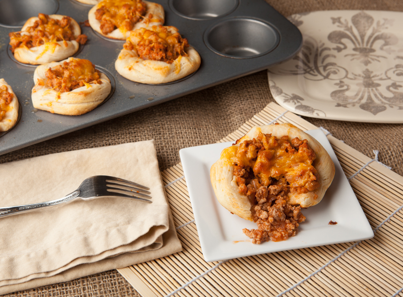 Easy Dinner Idea! Ground Turkey Cheeseburger Biscuit Cups. I used grount turkey and low-fat cheese to lighten it up, and used organic canned biscuits to make them healthier! Yum!