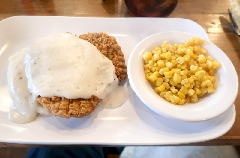 Front Porch Cafe Review | Lunch at Dollywood