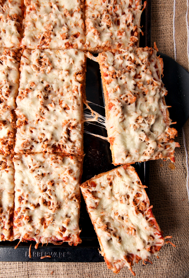 school lunch pizza